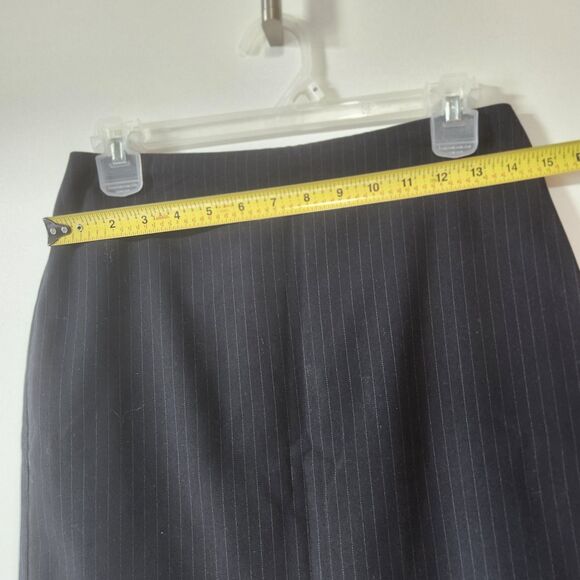 Banana Republic Pinstripe Skirt Suit Set 2P Petite Blazer & Skirt Gray Classic - Picture 15 of 16